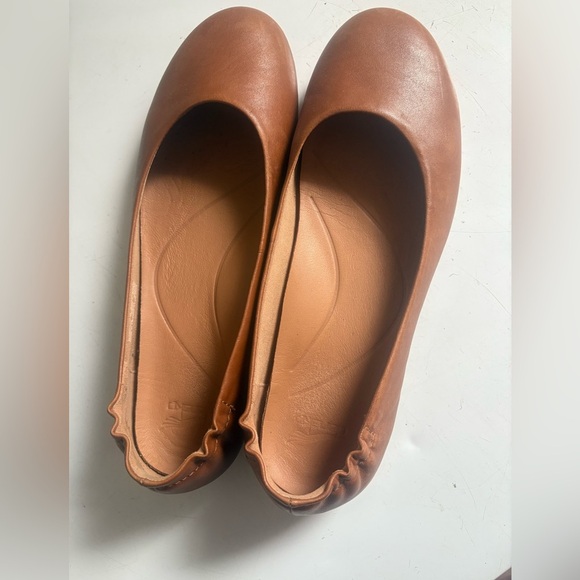 Brown Leather Flats with Rounded Toe - Picture 1 of 5